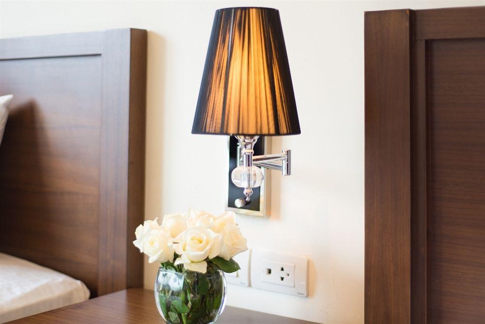 Le Carnot Hotel Hanoi Buitenkant foto