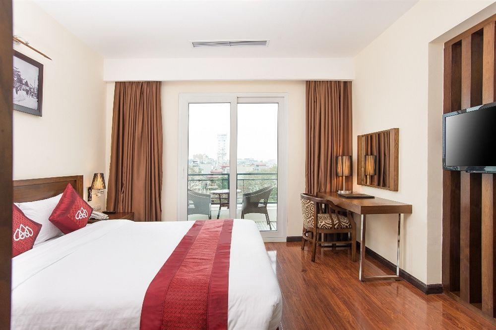 Le Carnot Hotel Hanoi Buitenkant foto